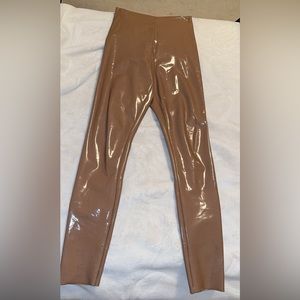 Commando patent leather legging’s